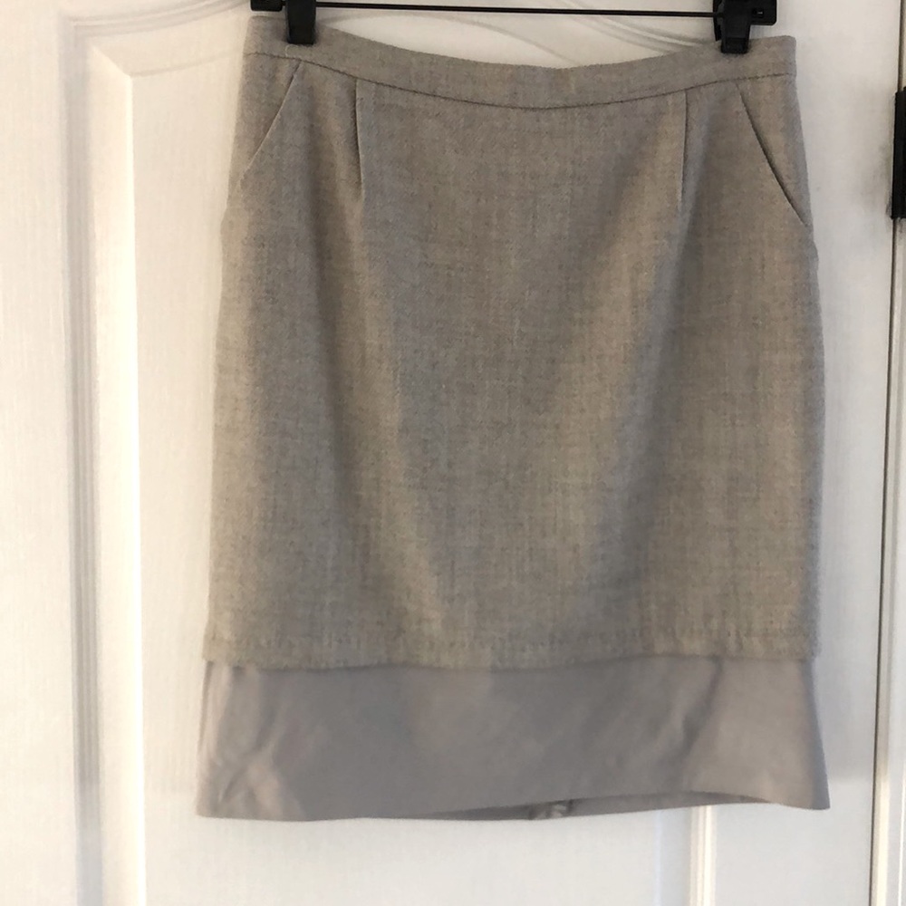 BCBG wool business skirt